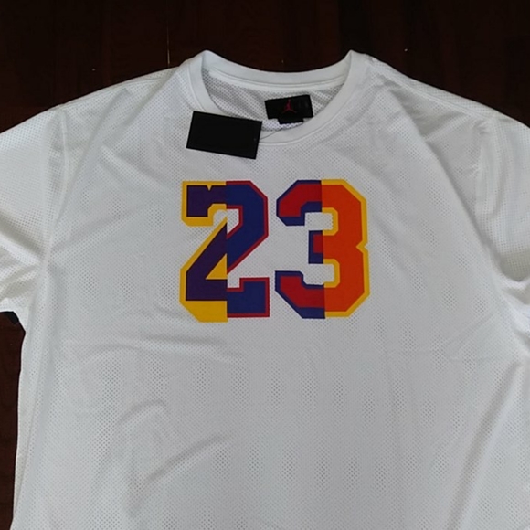 BRAND NEW AIR JORDAN ACTIVE TOP - Picture 16 of 16